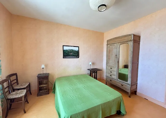 T4 Face Mer, Proche Commerces, 2 Balcons, Cuisine Equipee, 2eme Etage Sans Ascenseur - Fr-1-197-271 Lägenhet *