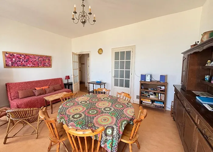 T4 Face Mer, Proche Commerces, 2 Balcons, Cuisine Equipee, 2eme Etage Sans Ascenseur - Fr-1-197-271 * Les Sables-dʼOlonne