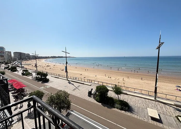 T4 Face Mer, Proche Commerces, 2 Balcons, Cuisine Equipee, 2eme Etage Sans Ascenseur - Fr-1-197-271 Lägenhet Les Sables-dʼOlonne