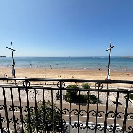 Apartament T4 Face Mer, Proche Commerces, 2 Balcons, Cuisine Equipee, 2eme Etage Sans Ascenseur - Fr-1-197-271 Les Sables-dʼOlonne