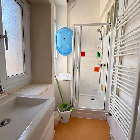 T4 Face Mer, Proche Commerces, 2 Balcons, Cuisine Equipee, 2eme Etage Sans Ascenseur - Fr-1-197-271 Les Sables-dʼOlonne